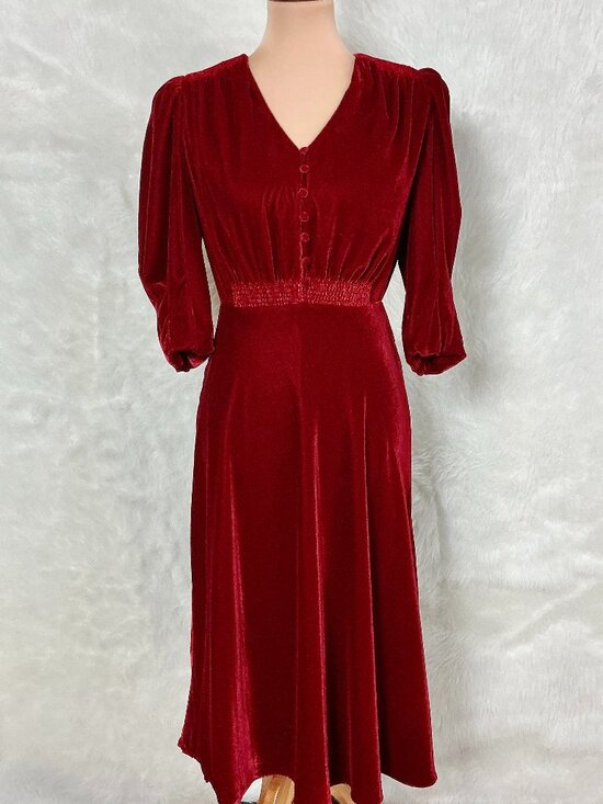 Lauren Ralph Lauren Dresses & Skirts - Lauren Ralph Lauren Red Velvet Smocked Shoulder Puff Bubble Half Sleeve Dress 0
